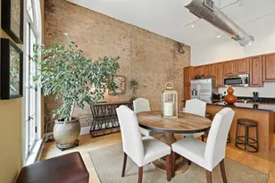 417 Vine St, Cincinnati, OH 45202 - Photo 16