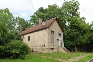 1724 Esmonde St, Cincinnati, OH 45214 - Photo 1