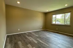 4382 Valence Dr, Delhi Township, OH 45238 - Photo 8