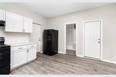 1318 Beech Avenue, Cincinnati, OH 45205 - Photo 2