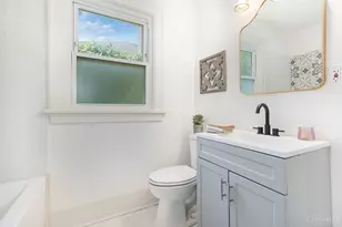 2217 Crane Ave, Cincinnati, OH 45207 - Photo 12