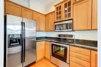 252 Stetson Street #303, Cincinnati, OH 45219 - Photo 4