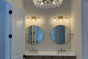 6300 Miami Rd, Indian Hill, OH 45243 - Photo 14