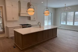 6300 Miami Rd, Indian Hill, OH 45243 - Photo 6