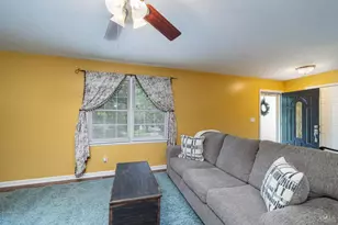 702 Cheryl Ln, Hillsboro, OH 45133 - Photo 8