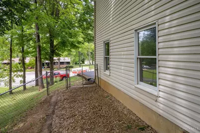 702 Cheryl Lane, Hillsboro, OH 45133 - Photo 28