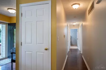 702 Cheryl Lane, Hillsboro, OH 45133 - Photo 10