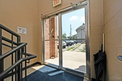 422 W Loveland Avenue #1, Loveland, OH 45140 - Photo 4