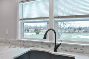 1000 Triple Two Farm Rd, Franklin Township, OH 45120 - Photo 12