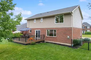 9195 Glenridge Blvd, Clearcreek Twp., OH 45458 - Photo 8