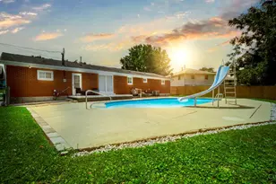 408 W South St, Tiffin Twp, OH 45693 - Photo 2