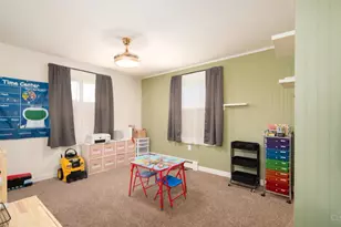 408 W South St, Tiffin Twp, OH 45693 - Photo 24