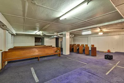 3235 Woodburn Avenue, Cincinnati, OH 45207 - Photo 8