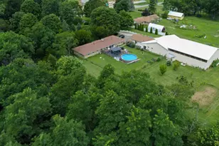 902 N Bickett Rd, Xenia, OH 45385 - Photo 26