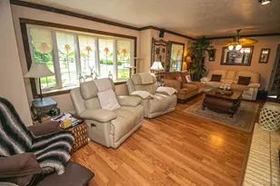 902 N Bickett Rd, Xenia, OH 45385 - Photo 2