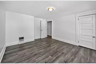 1634 Dewey Avenue, Cincinnati, OH 45205 - Photo 32