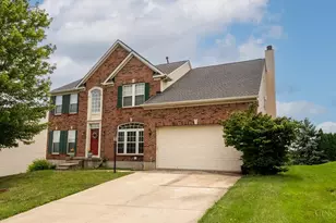 195 Brittony Woods Dr, Monroe, OH 45050 - Photo 2