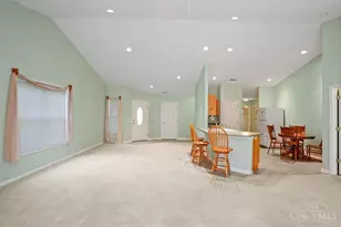 700 Villa Ct, Trenton, OH 45067 - Photo 8