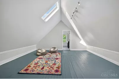 136 Dorchester Avenue, Cincinnati, OH 45219 - Photo 48