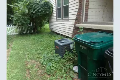 1855 Dalewood Place, Cincinnati, OH 45237 - Photo 4