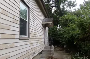 1855 Dalewood Pl, Cincinnati, OH 45237 - Photo 2