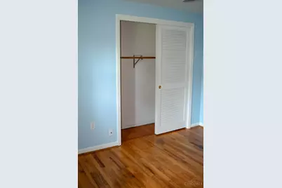 1276 E Day Circle, Miami Township, OH 45150 - Photo 36