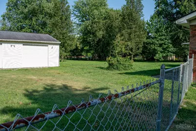 1276 E Day Circle, Miami Township, OH 45150 - Photo 8