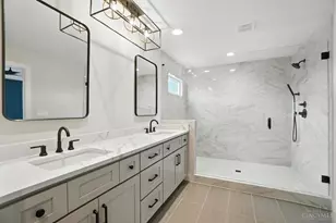 7834 Laurel Ave, Madeira, OH 45243 - Photo 22