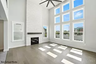 6379 Kugler Mill Rd, Sycamore Township, OH 45236 - Photo 2