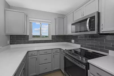 4960 Ridge Avenue #210, Cincinnati, OH 45209 - Photo 14