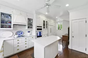 820 Van Nes Dr, Glendale, OH 45246 - Photo 16