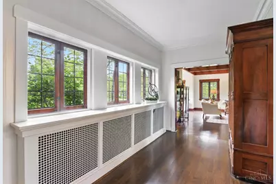 820 Van Nes Drive, Glendale, OH 45246 - Photo 6