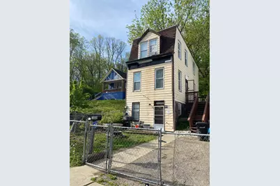 1808 Carll Street, Cincinnati, OH 45225 - Photo 1