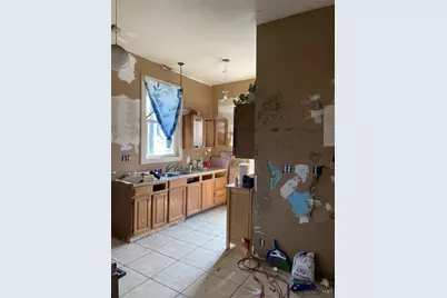 1723 Montrose Street, Cincinnati, OH 45214 - Photo 8