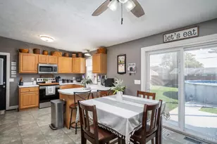 42 Trahera Ln, Sabina, OH 45169 - Photo 8