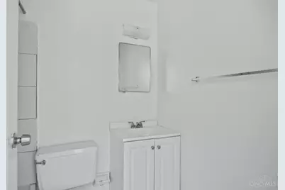 2058 Auburn Avenue, Cincinnati, OH 45219 - Photo 18