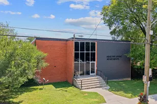 2058 Auburn Ave, Cincinnati, OH 45219 - Photo 6