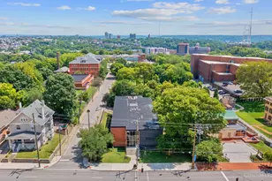 2058 Auburn Ave, Cincinnati, OH 45219 - Photo 8