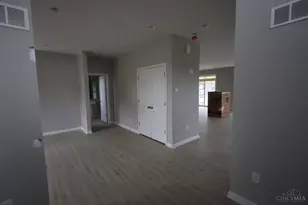 5694 Ohio Trl, Green Township, OH 45248 - Photo 10