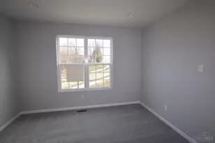 5694 Ohio Trl, Green Township, OH 45248 - Photo 22