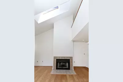 275 Bennington Way, Springdale, OH 45246 - Photo 8