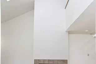 275 Bennington Way, Springdale, OH 45246 - Photo 8