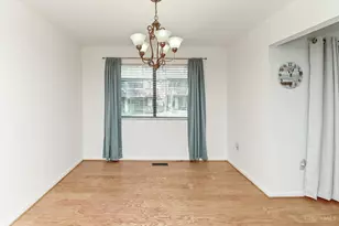 275 Bennington Way, Springdale, OH 45246 - Photo 14