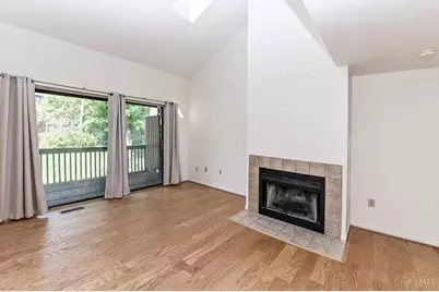 275 Bennington Way, Springdale, OH 45246 - Photo 6