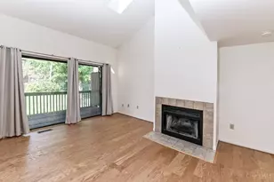 275 Bennington Way, Springdale, OH 45246 - Photo 6