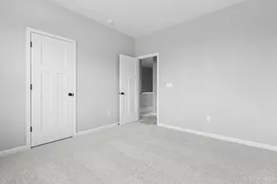 5682 Ohio Trl, Green Township, OH 45248 - Photo 16