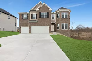 4033 Trailside Dr, Green Township, OH 45248 - Photo 2