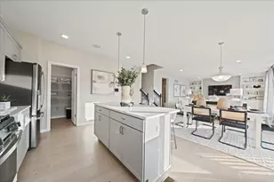 5467 Pacific Crst Ln, Fairfield Township, OH 45011 - Photo 8