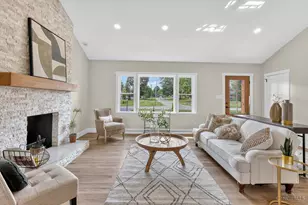 6399 Donjoy Dr, Blue Ash, OH 45242 - Photo 8