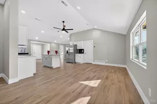60 S Orchard Cir, Blanchester, OH 45107 - Photo 6